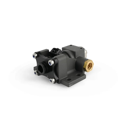Инжектор мочевины тележки дозируя модуль на OEM DAF 1791539 1674654